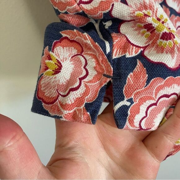 LOFT Floral Print Casual Shorts - Picture 3 of 10